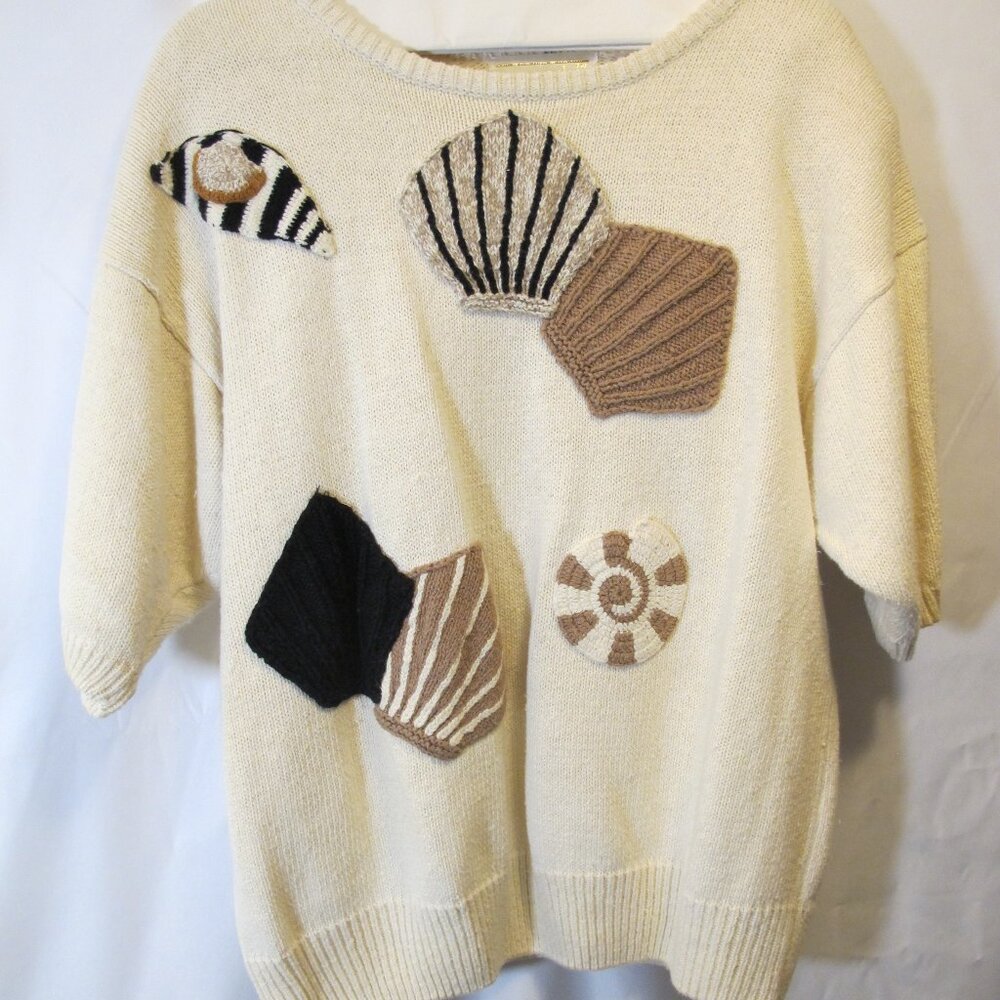 Maurada natural cotton sweater with seashell applique XL